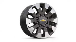 20-inch 10-spoke machined aluminum wheels with Grazen Metallic-painted accents